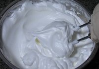 草莓慕斯蛋糕的做法 步骤7