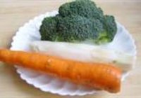 冬莴笋炒木耳的做法 步骤1