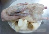 杏鲍菇馄饨麻鸭煲的做法 步骤2