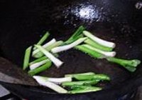 大葱炒猪肝的做法 步骤6