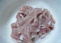 水煮肉片的做法 步骤1