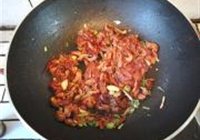野生芦蒿炒肉丝的做法 步骤7