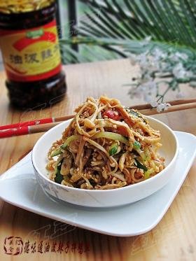 油泼辣子拌鸡丝