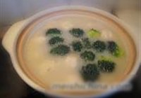 鲫鱼浓汤丸子煲的做法 步骤11
