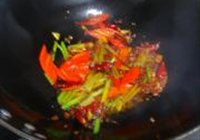 麻辣鱼片的做法 步骤7