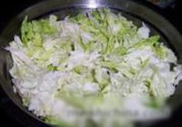 鱼头泡饼锅的做法 步骤5