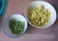 粉蒸双豆的做法 步骤2