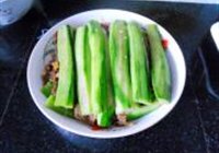 蒜蓉粉丝蒸丝瓜的做法 步骤9