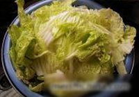 蒜香白菜叶的做法 步骤1