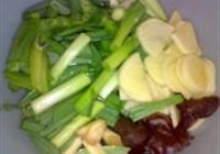 青蒜土豆炒腊肉的做法 步骤4