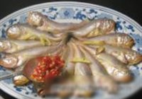 微波炉蒸馒头鱼的做法 步骤3