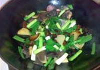 青蒜土豆炒腊肉的做法 步骤9