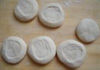 香肠鸡蛋卷饼的做法 步骤6