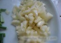 蒜香南瓜藤的做法 步骤2