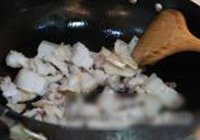 五花肉炒酸菜的做法 步骤5