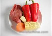 甜椒酿牛肉的做法 步骤1