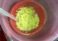 糖醋包菜的做法 步骤2