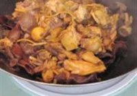木耳砂锅鸡的做法 步骤10