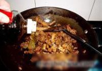 胡萝卜竹笋烧牛肉的做法 步骤8
