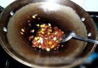 胡萝卜竹笋烧牛肉的做法 步骤3