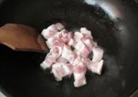 五花肉烧鲅鱼的做法 步骤6