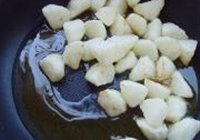 拔丝山药的做法 步骤12