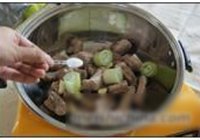 番茄排骨的做法 步骤8