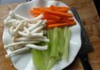 鲜蔬脱骨鸡翅的做法 步骤3