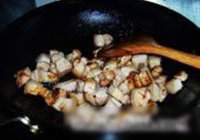 红烧肉炖山药的做法 步骤8