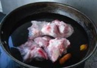 酱骨头的做法 步骤2