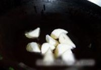 红烧肉炖山药的做法 步骤4