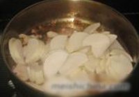 肉片烧萝卜的做法 步骤3