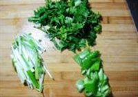 椒香炝豆芽的做法 步骤2