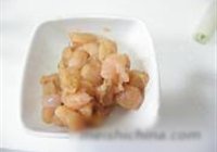 五彩山药鸡丁的做法 步骤3
