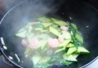 黄瓜炒虾仁的做法 步骤8