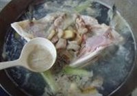 鱼头泡饼的做法 步骤6