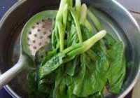 白灼芥蓝虾仁的做法 步骤5