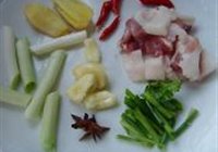 鱼头泡饼的做法 步骤2