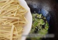 清炒双丝的做法 步骤5