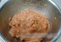 萝卜丝肉丸汤的做法 步骤2
