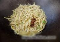 清炒双丝的做法 步骤6