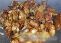 辣炒炸茄丁的做法 步骤10