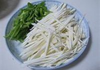 茭白炒肉丝的做法 步骤2