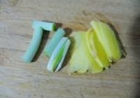 糖醋排骨的做法 步骤2