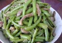 肉炒半边豆角的做法 步骤6