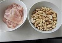 花生鸡肉卷的做法 步骤1