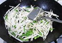 茭白炒肉丝的做法 步骤7