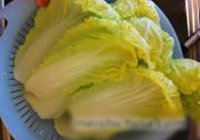 白菜包肉的做法 步骤2