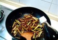 干煸牛肉丝的做法 步骤14