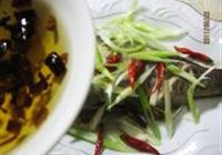 葱油鱼的做法 步骤5